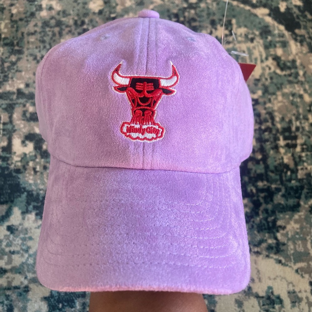 Mitchell and Ness NBA “Windy City” Hat